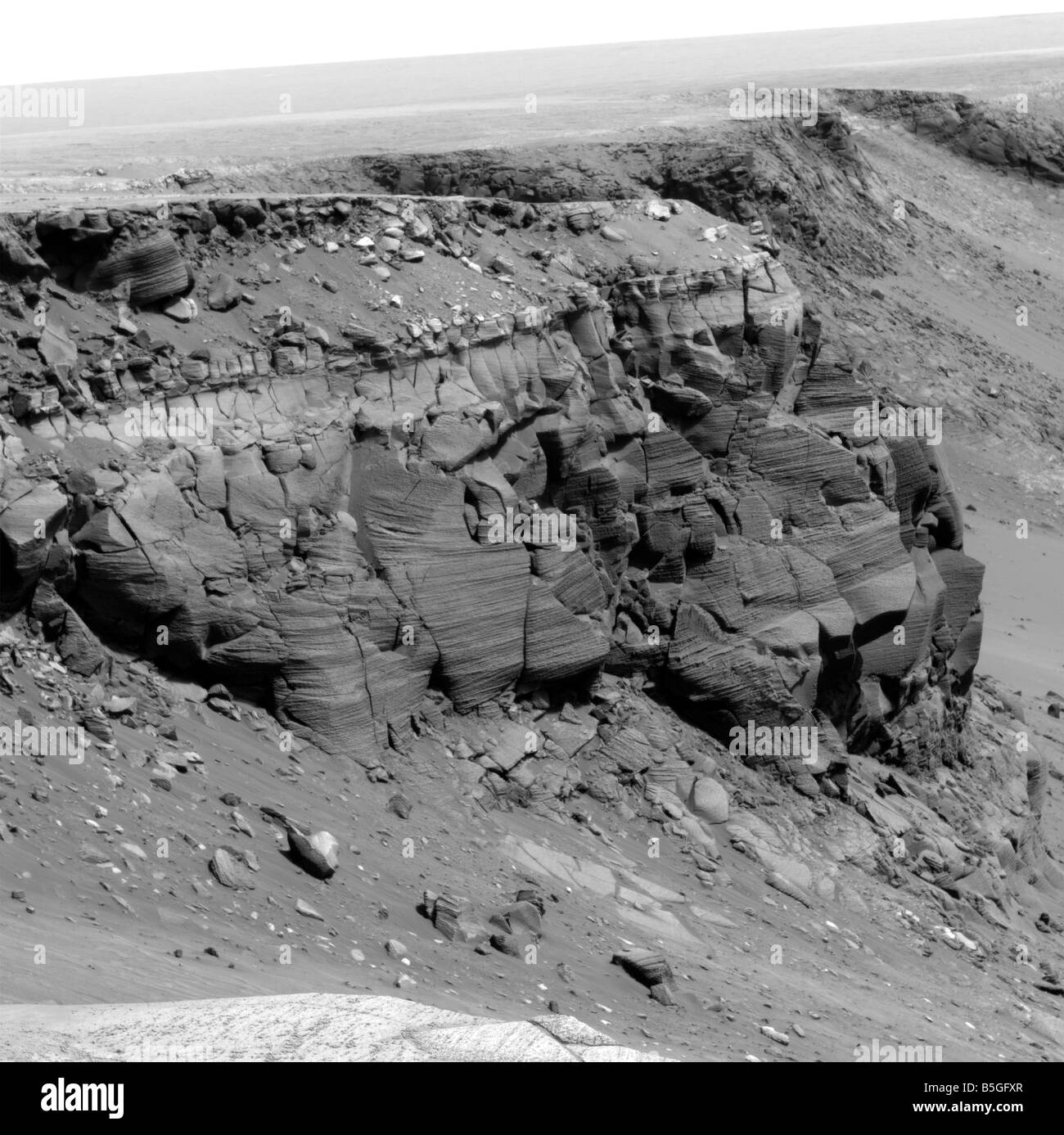 Un acantilado en la superficie de Marte. Foto de stock