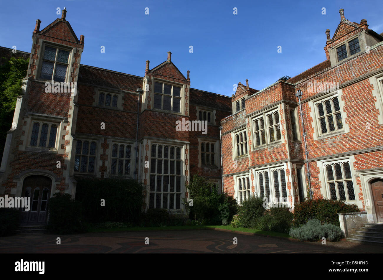 Casa y Jardines Hall Kentwell en Long Melford Suffolk Foto de stock