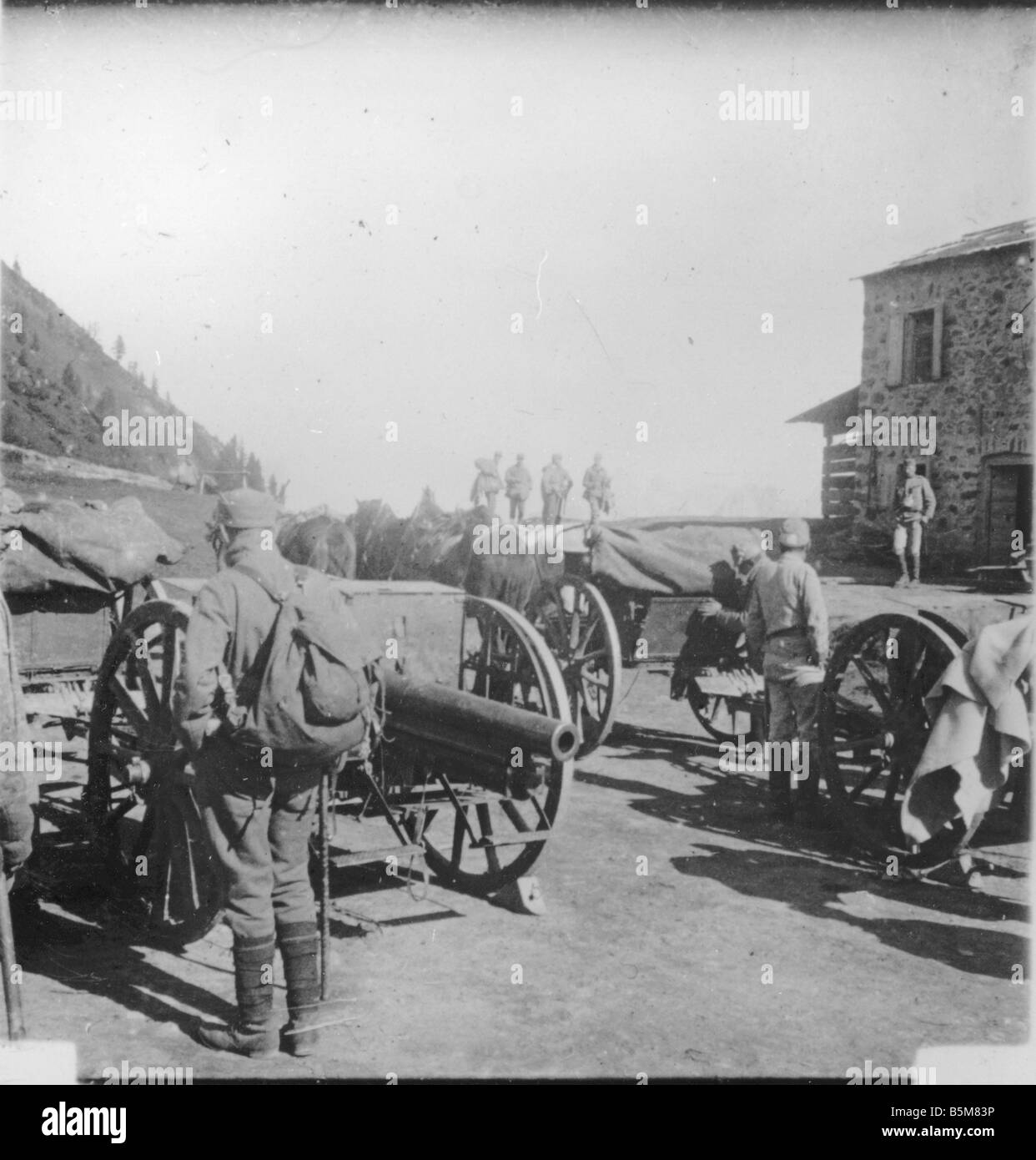 2 G55 A1 1915 7 Primera Guerra Mundial Historia de artillería de campo austríaco de la I Guerra Mundial de artillería de campo austriaco foto sin fecha ni ubicación parte Foto de stock