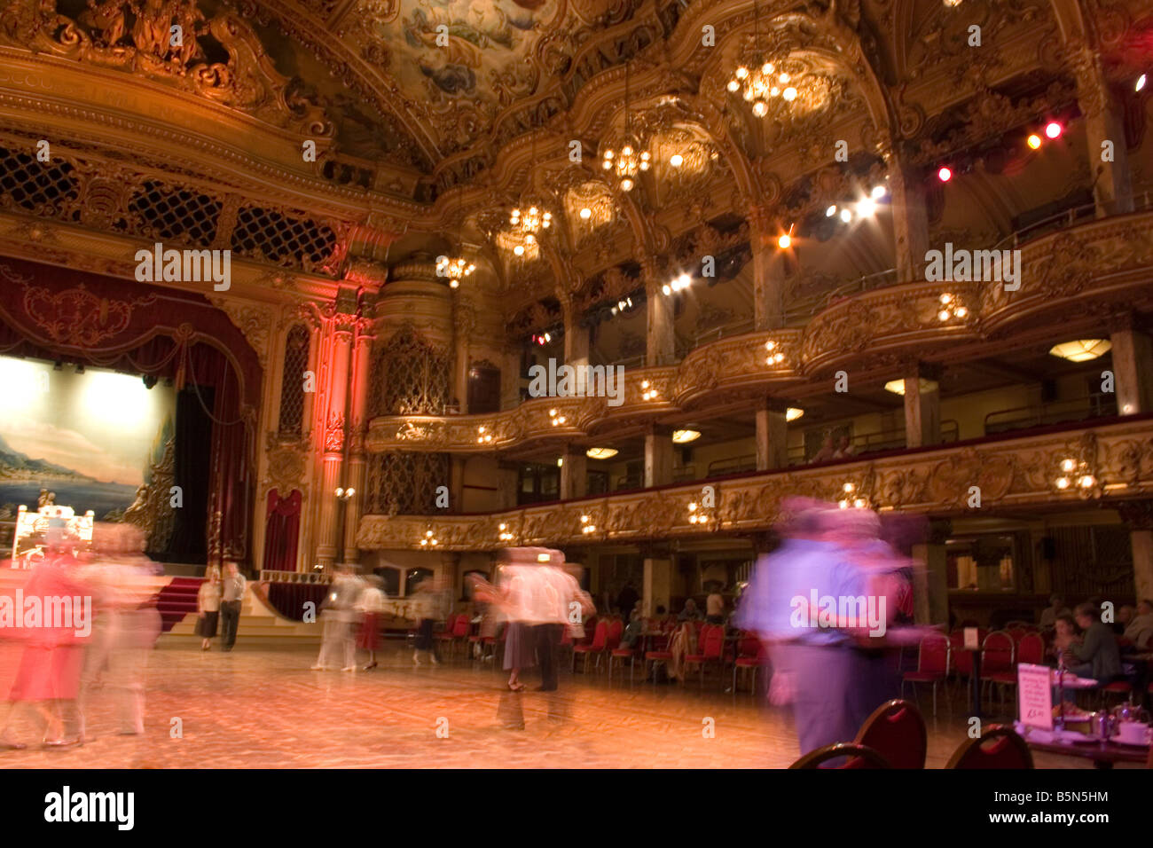 Tea Dance en la Blackpool Tower Ballroom Fotografía de stock Alamy