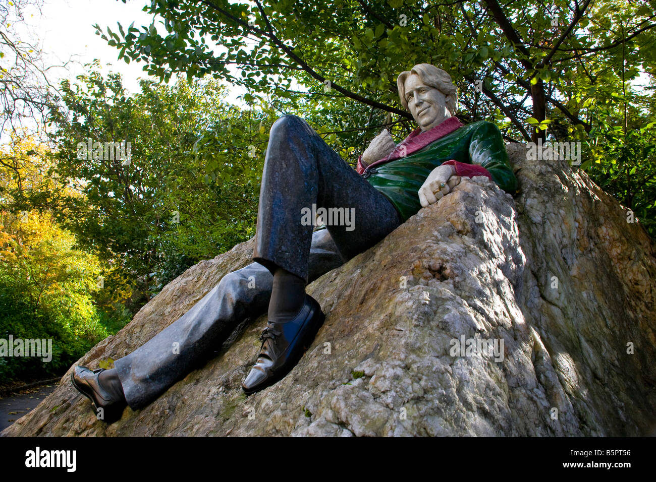 Staue de Oscar Wilde, Merrion Square, Dublin, Irlanda Foto de stock