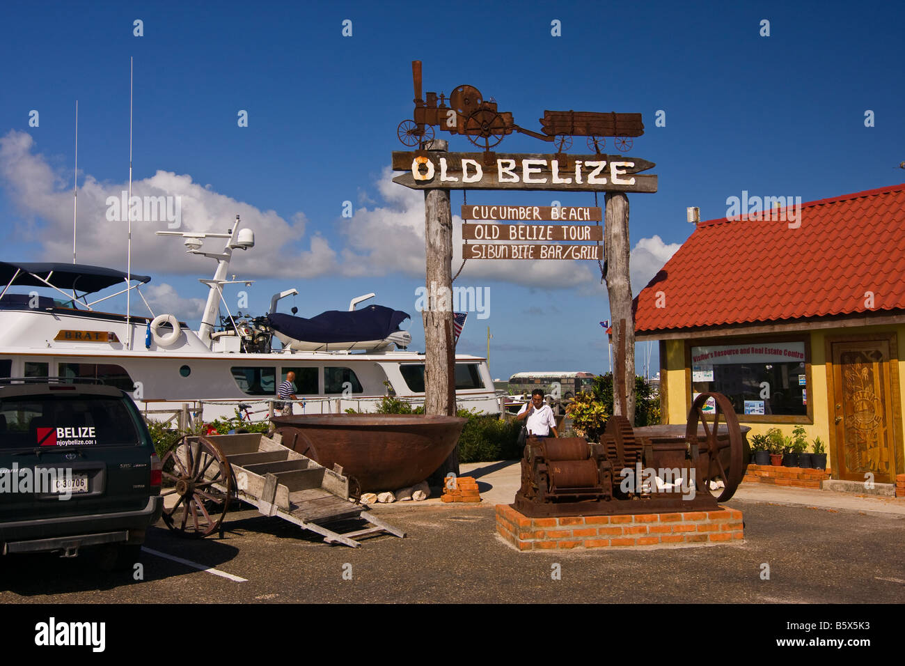 Belice City, Belice, Belice, antigua entrada al Centro Histórico y