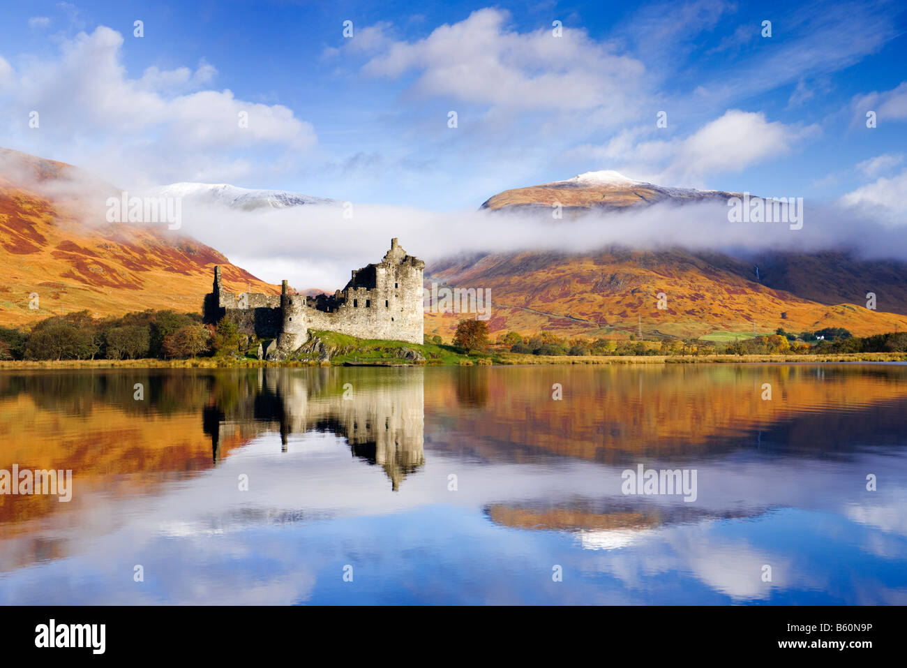 El Castillo de Kilchurn, Loch Awe, Argyll, Escocia, Reino Unido Foto de stock