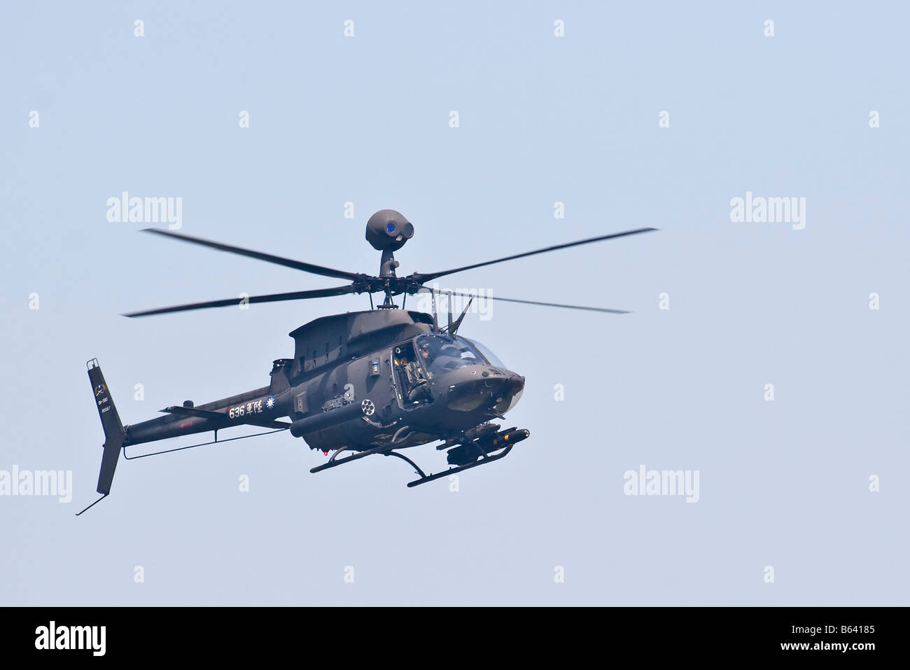 Helicópteros militares de reconocimiento Foto de stock