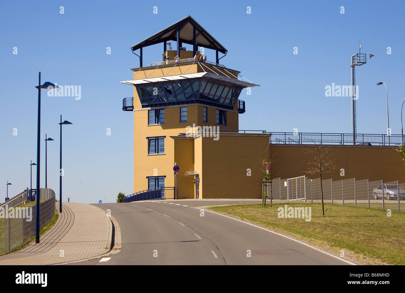 Torre de Outlook de la esclusa Rothensee Magdeburg Foto de stock