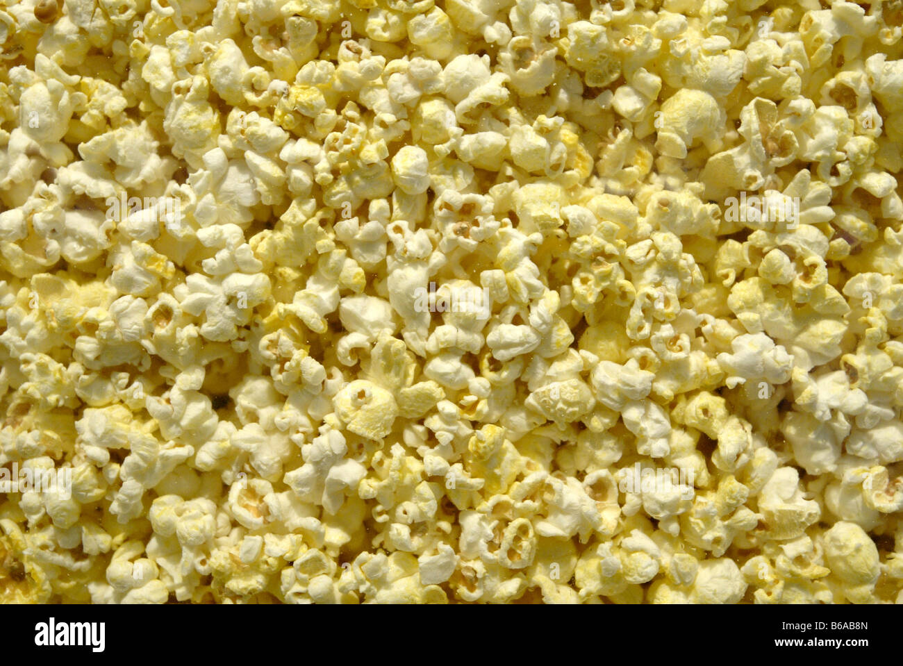 Imagen de fotograma completo de palomitas de maíz amarillo Foto de stock