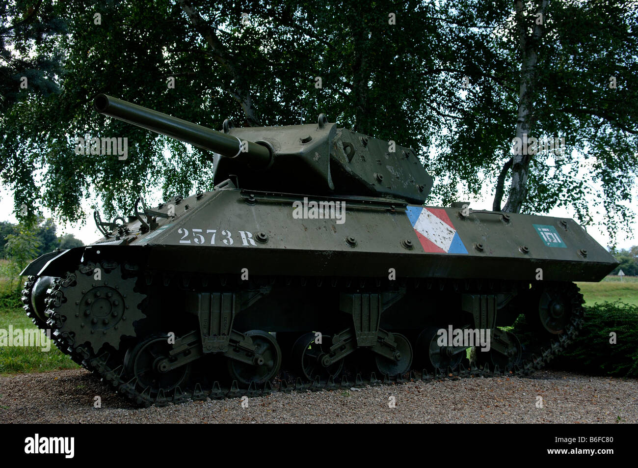 Tanque francés de la segunda guerra mundial como un memorial, Illhaeusern,  Alsacia, Francia, Europa Fotografía de stock - Alamy