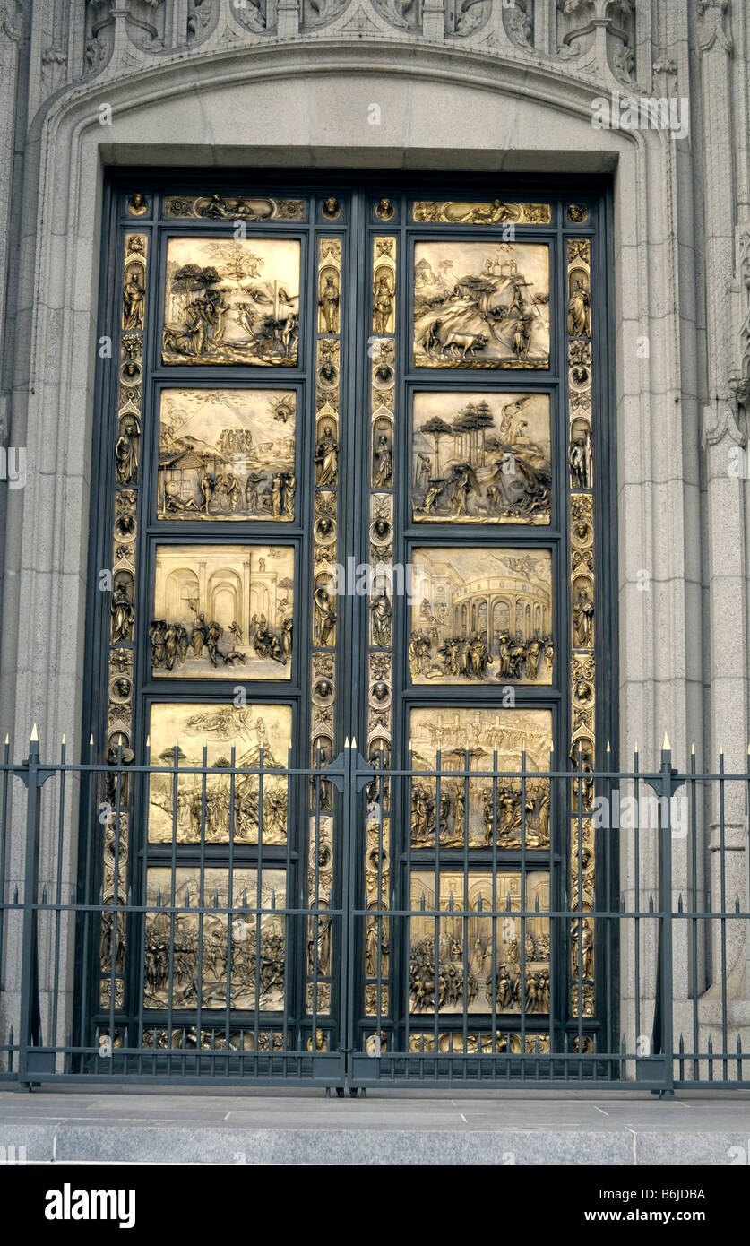 Puertas del Paraíso", por Lorenzo Ghiberti. El baptisterio de San Juan,  Florencia, Italia Fotografía de stock - Alamy