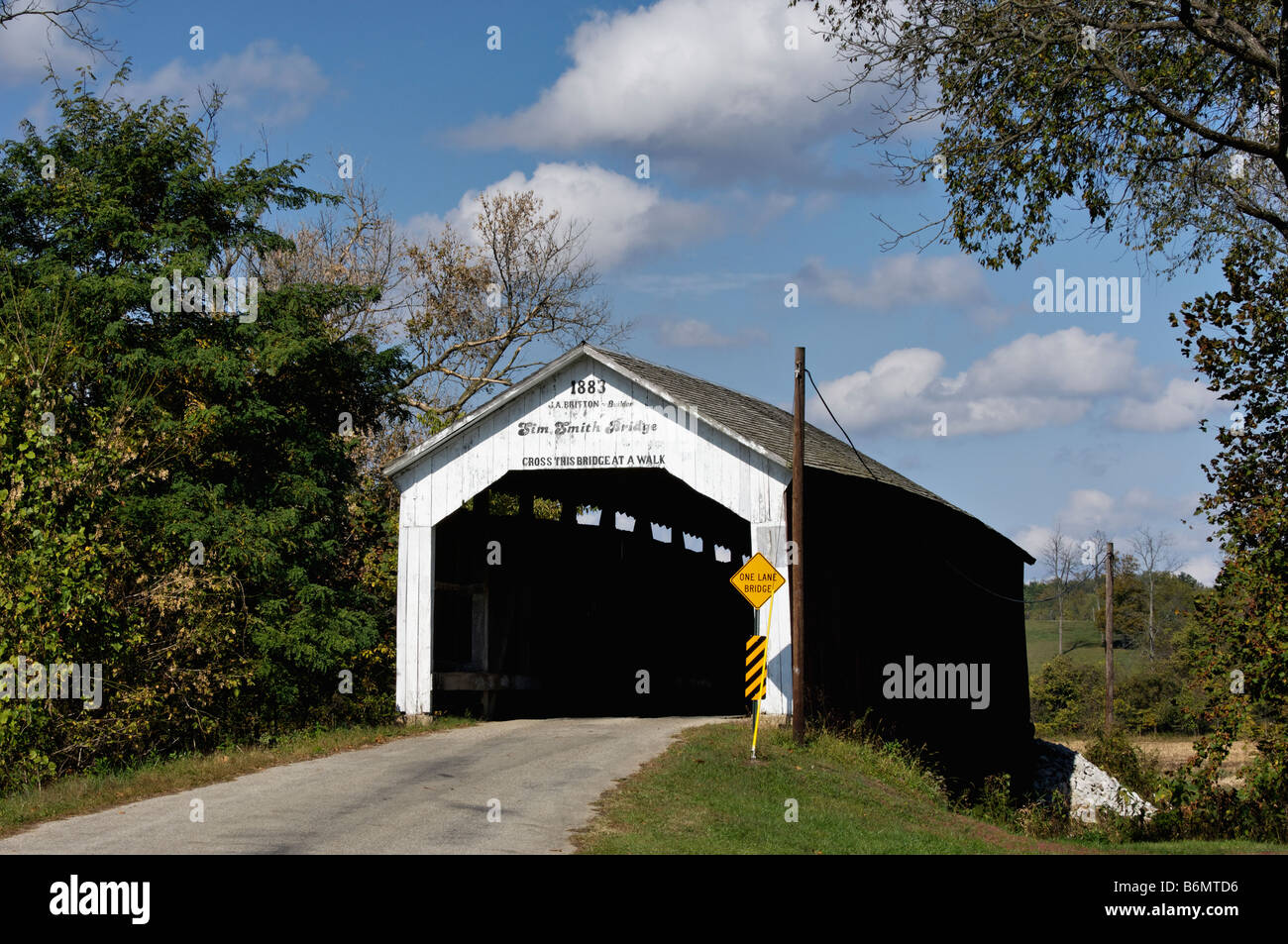 Tim Smith puente cubierto en el condado de Parke Indiana Foto de stock