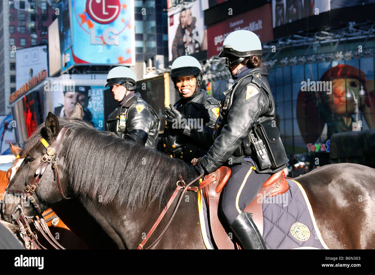 La policía montada, Times Square, la ciudad de Nueva York Foto de stock