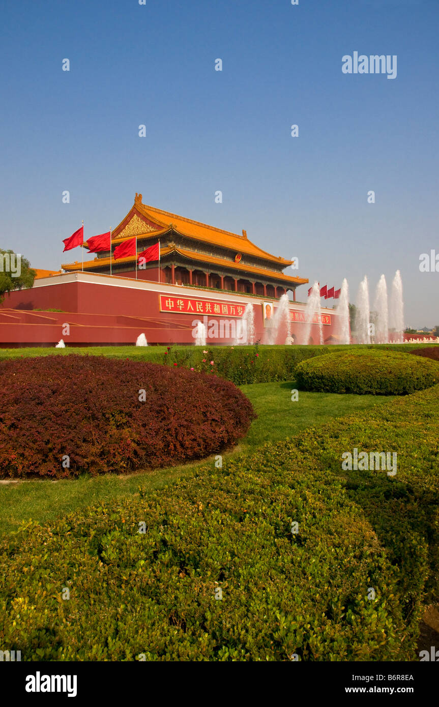 La puerta de la Paz Celestial de entrada a la Ciudad Prohibida de Pekín, China Foto de stock