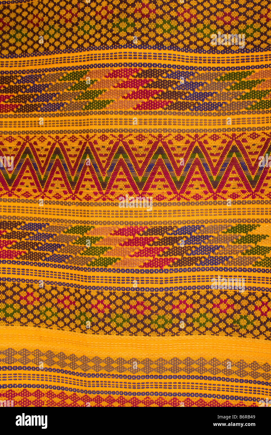Alfombra Mexicana Fotos e Imágenes de stock Alamy México, Oaxaca, tejido de alfombras en la Mano mágica de
