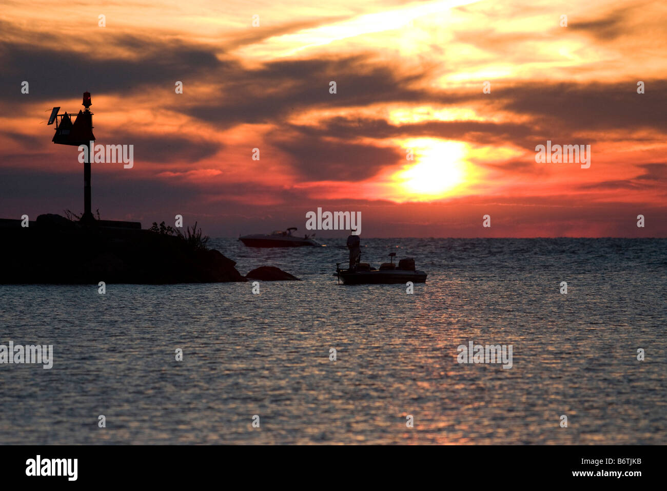 Desde un barco de pesca en la desembocadura del río Galien en New