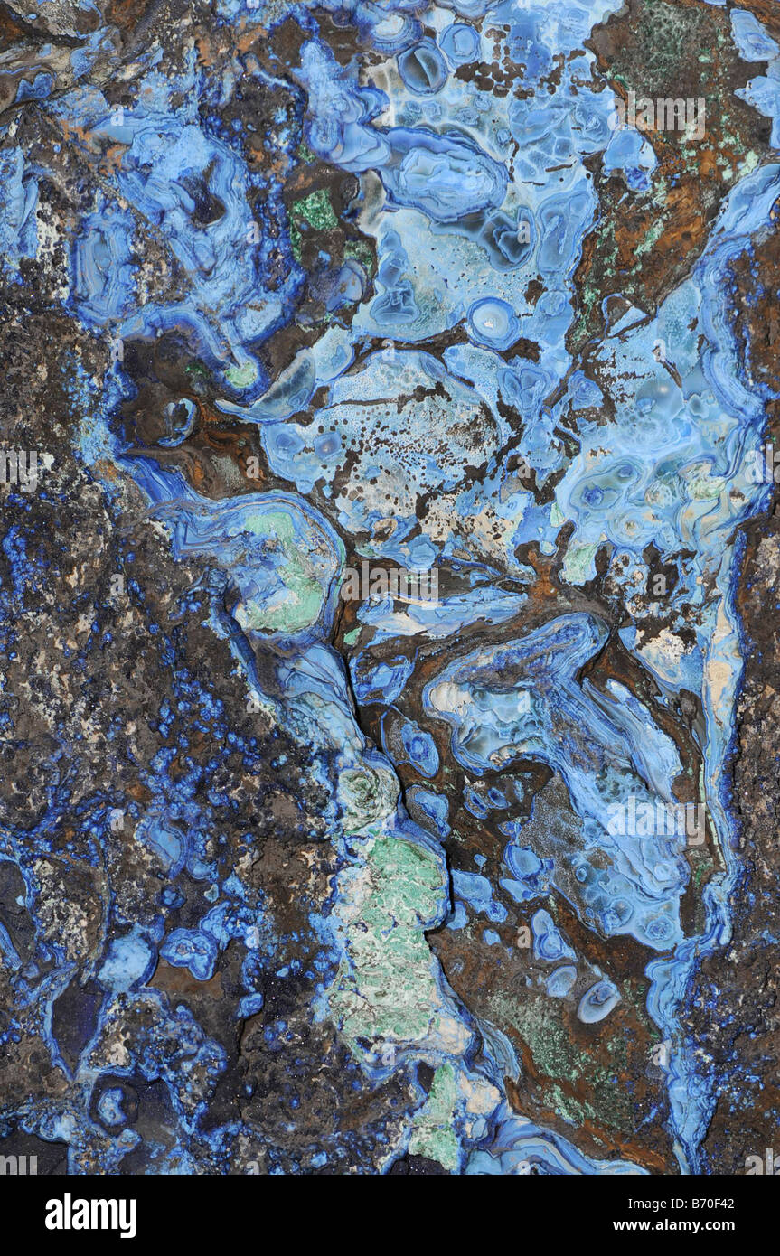 La Azurita y la malaquita verde azul de Bisbee Arizona son minerales que contienen cobre Foto de stock