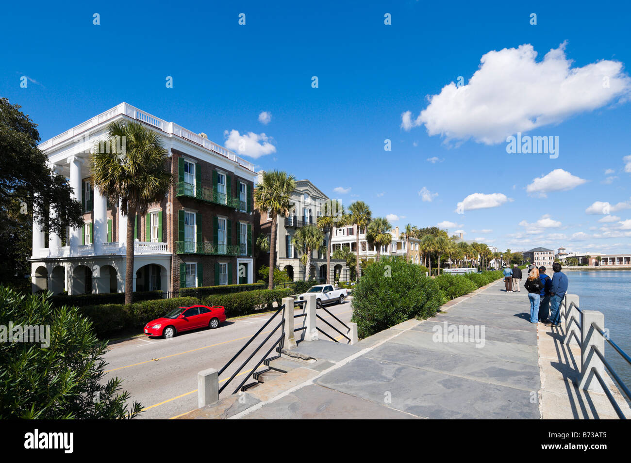 Waterfront mansiones históricas en oriente (batería) East Bay Street, Charleston, Carolina del Sur, EE.UU. Foto de stock