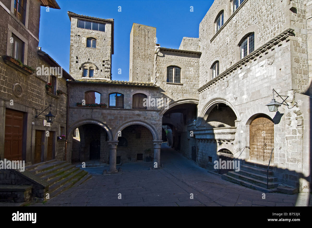 El casco medieval de San Peregrine en Viterbo en Italia Foto de stock