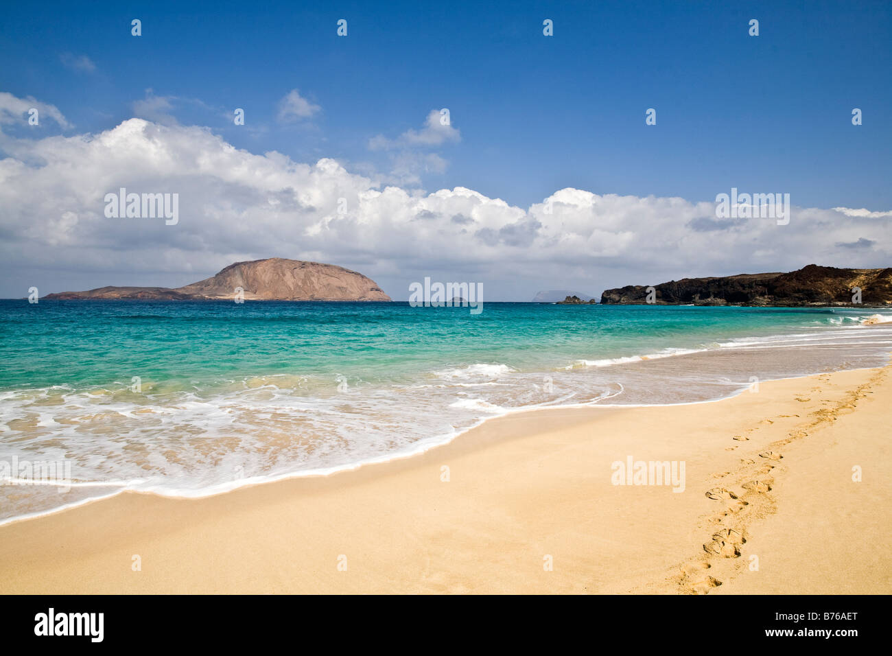 La Playa de las Conchas, la Isla de La Graciosa, Lanzarote, Islas Canarias,  España Fotografía de stock - Alamy