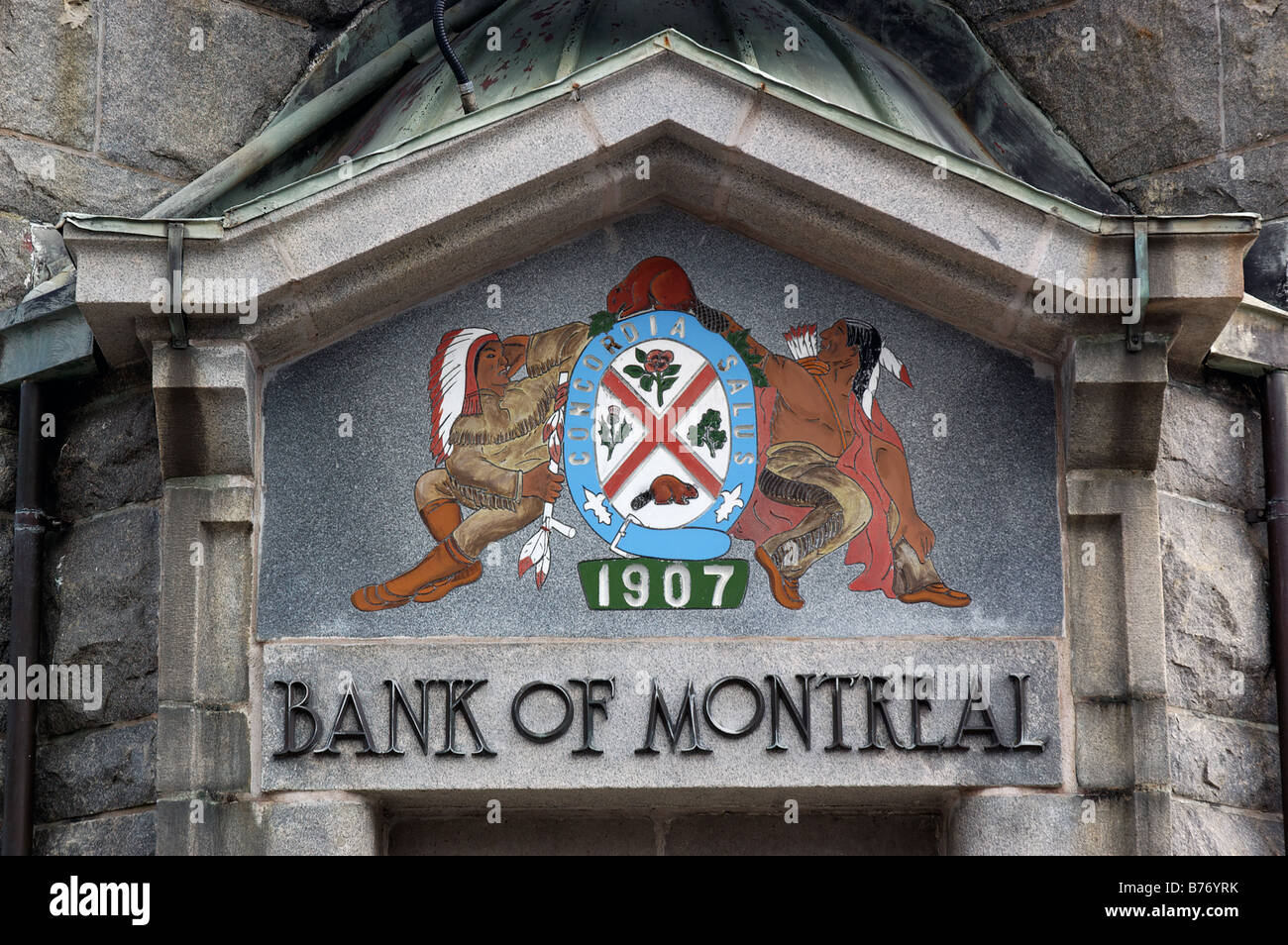 Un viejo cartel para el Banco de Montreal Foto de stock