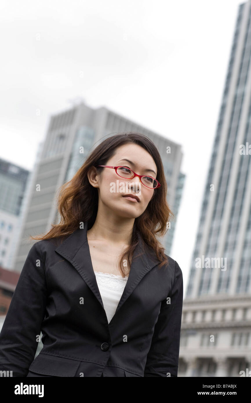 Joven mujer de negocios, Tokio, Japón, Asia Foto de stock