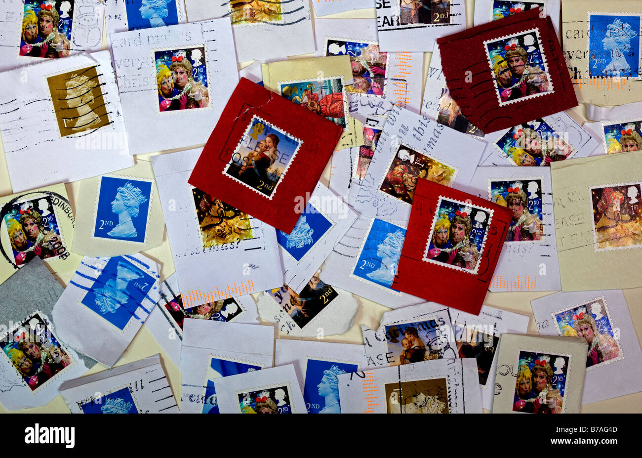 British utilizado sellos guardan su reciclaje para caridad Foto de stock