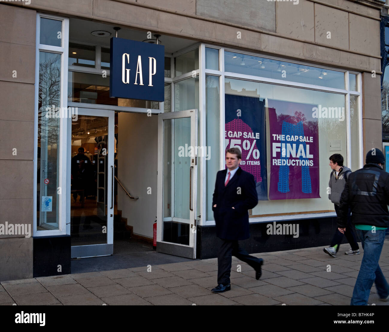 Tienda de Gap, Edimburgo, Escocia, Reino Unido, Europa Foto de stock