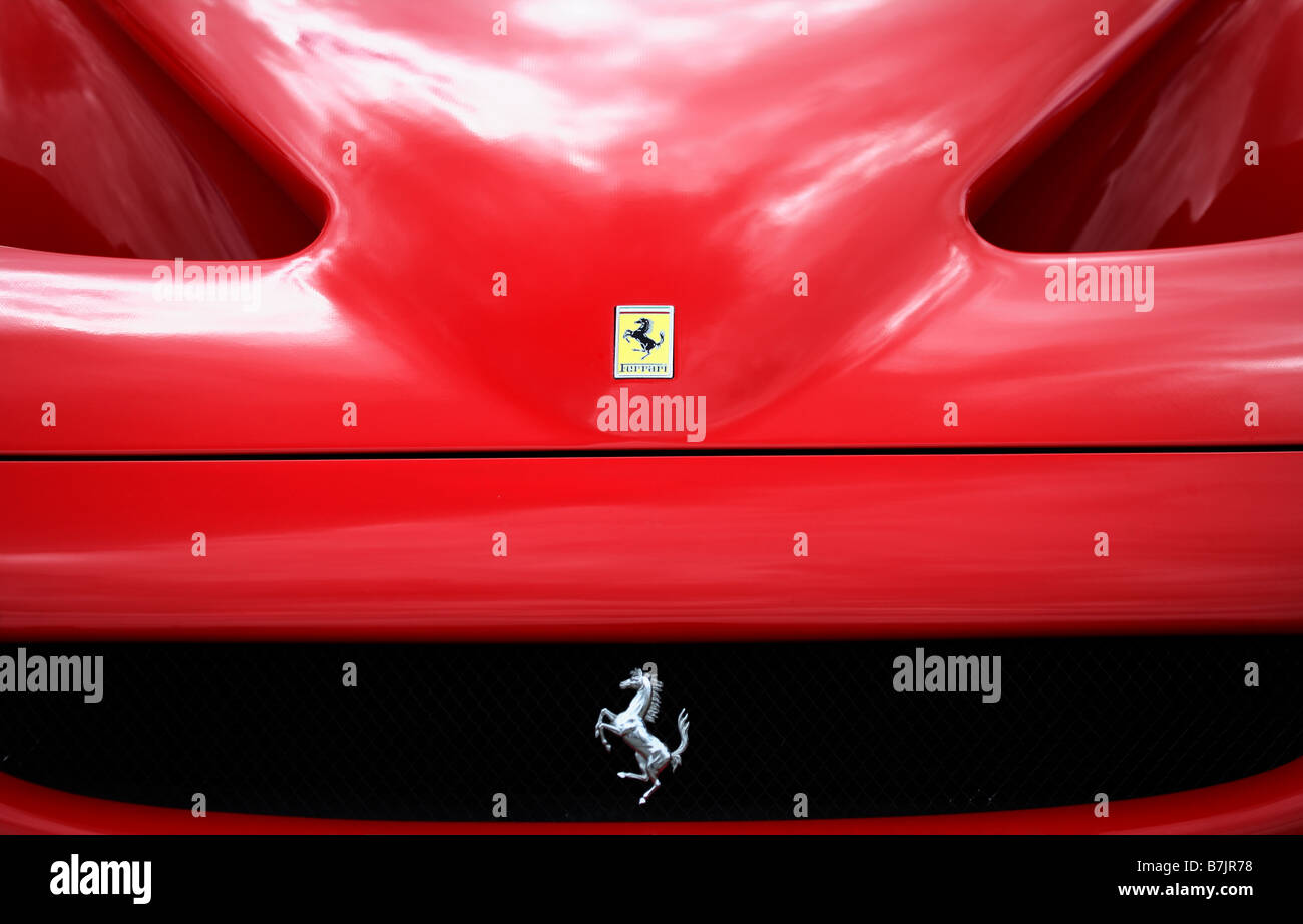 Capot y insignia de Ferrari F50 Foto de stock