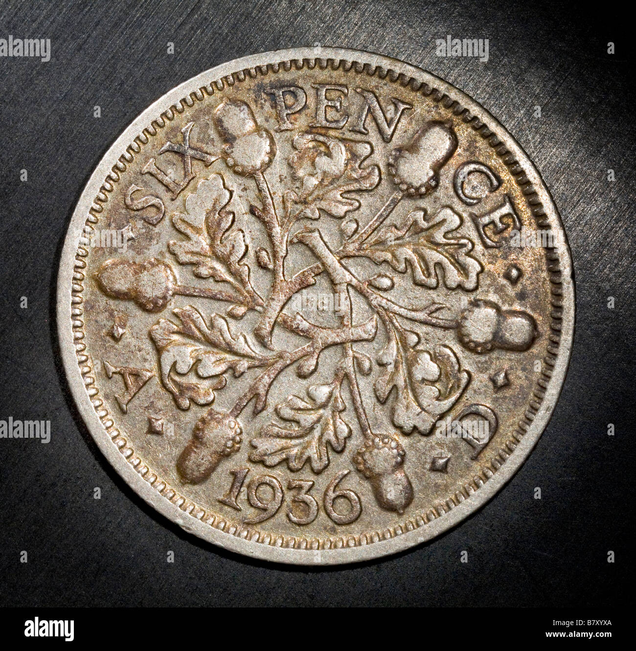 6d sixpence tanner mitad shilling King George V Gran Bretaña 2,5 peniques modernos Foto de stock