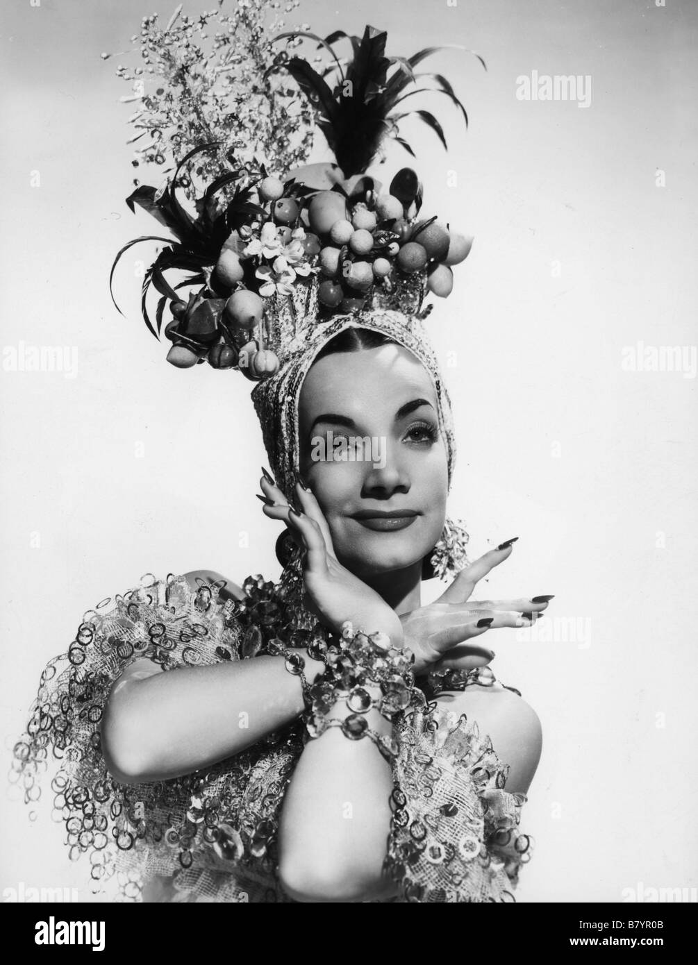 Carmen Miranda actriz norteamericana conocida como la bomba brasileña Fecha de nacimiento 9 de febrero de 1909 Marco de Canavezes, Portugal Fecha de muerte el 5 de agosto de 1955 Beverly Hills, Los Ángeles, California, Estados Unidos. Foto de stock