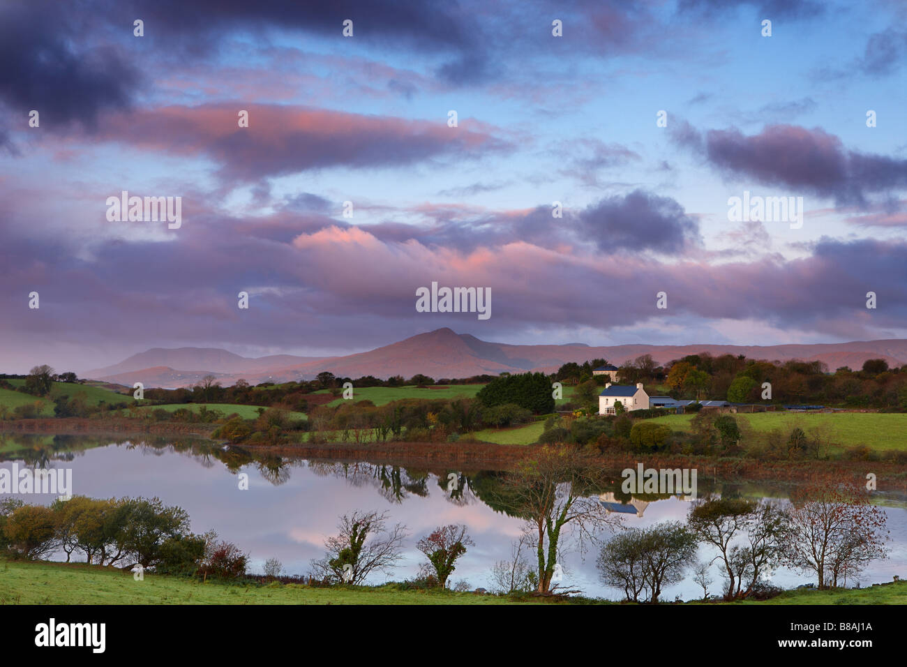 Amanecer Bantry Bay, nr Bantry, Condado de Cork, Irlanda Foto de stock