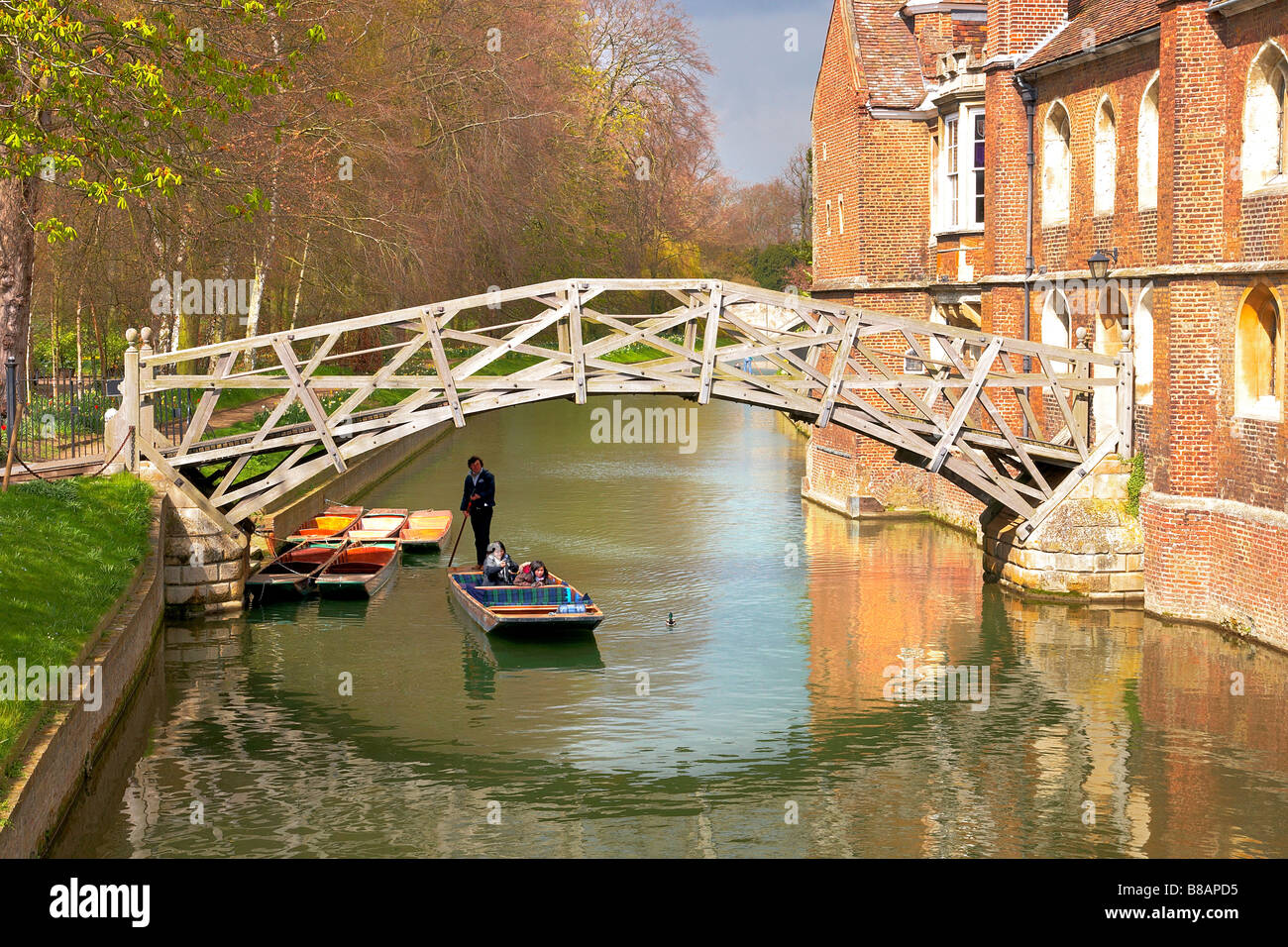 Puente Matemático, Queens College, Universidad de Cambridge, Inglaterra, Reino Unido. Foto de stock