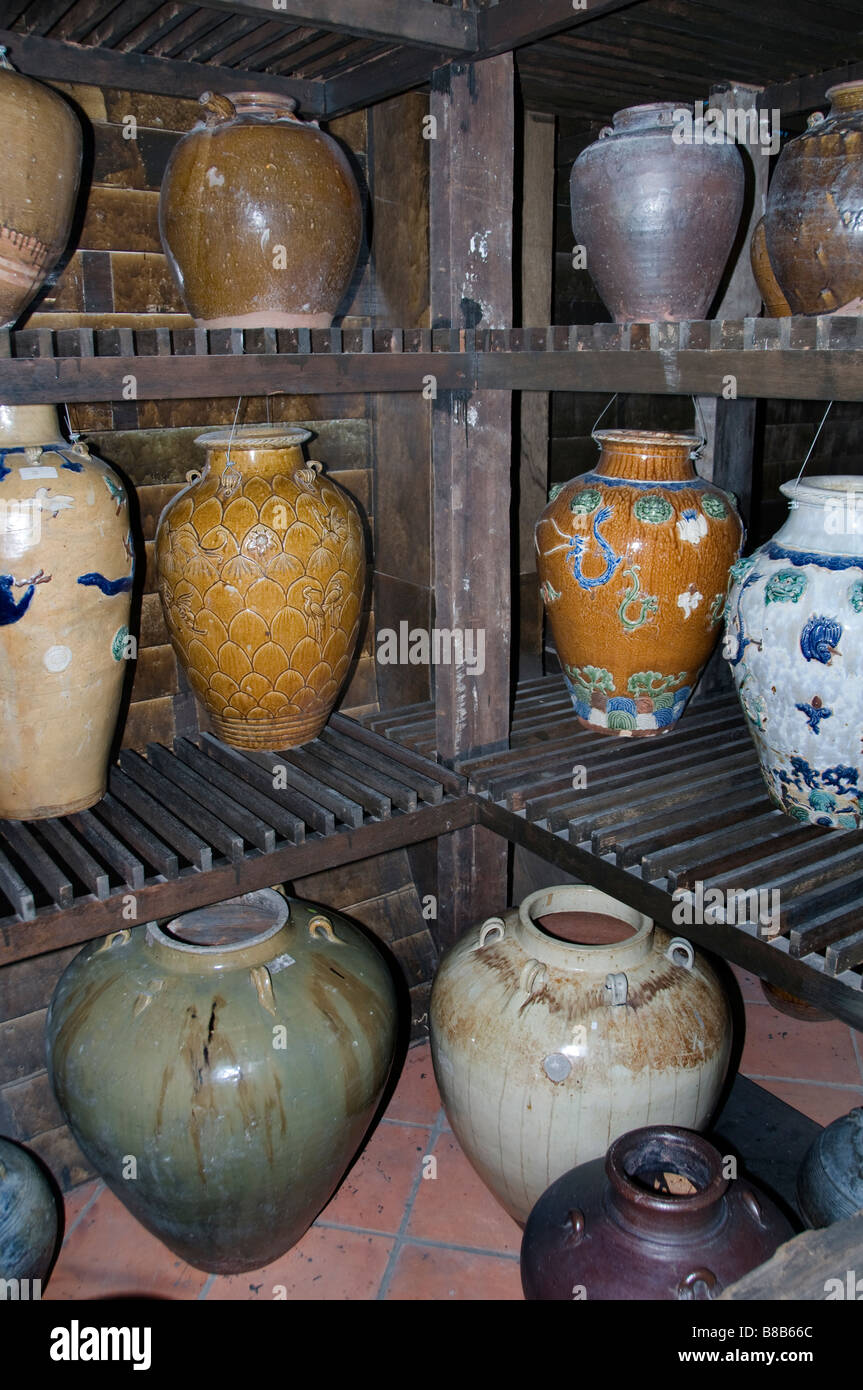 Malacca Malasia loza, vajilla cerámica Foto de stock