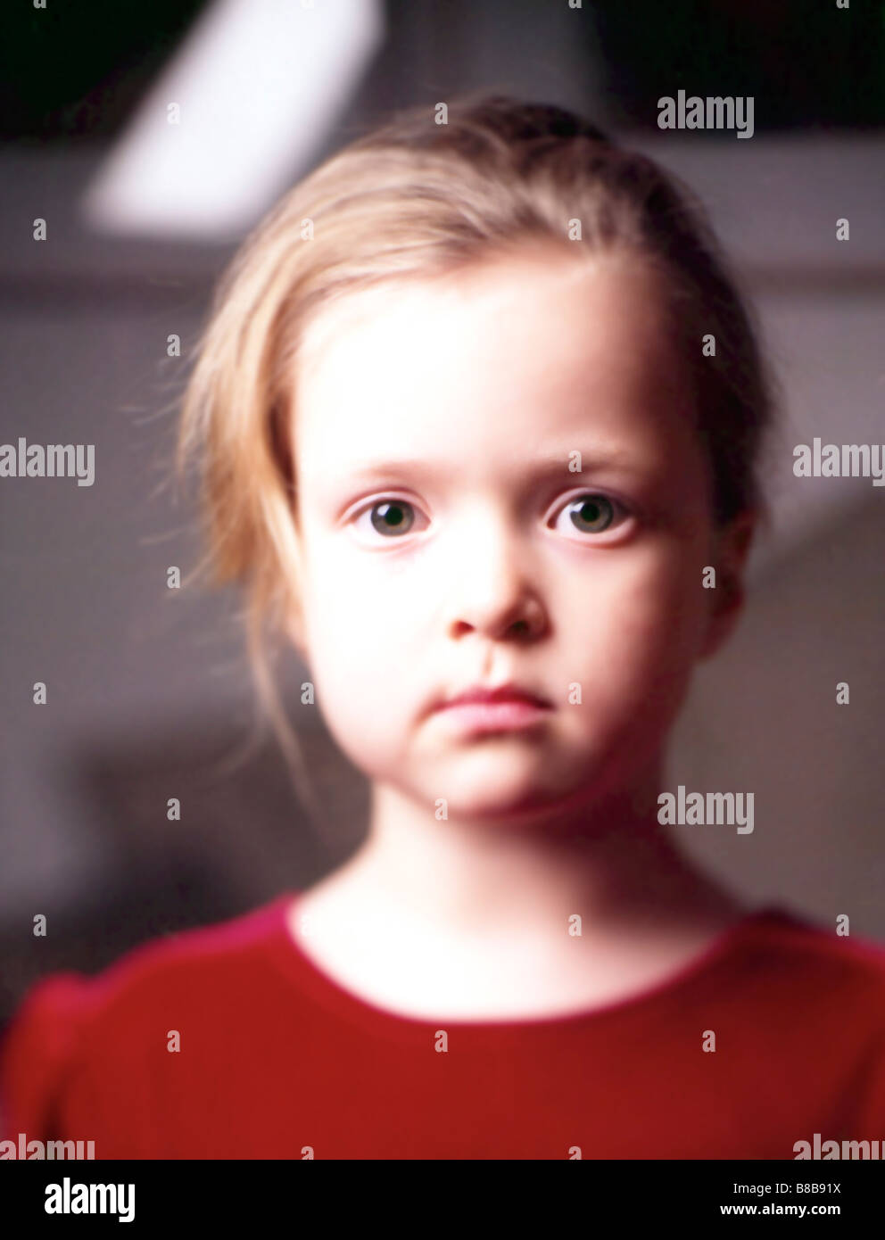 FV4129, Brian Summers; retrato joven Fotografía de stock - Alamy