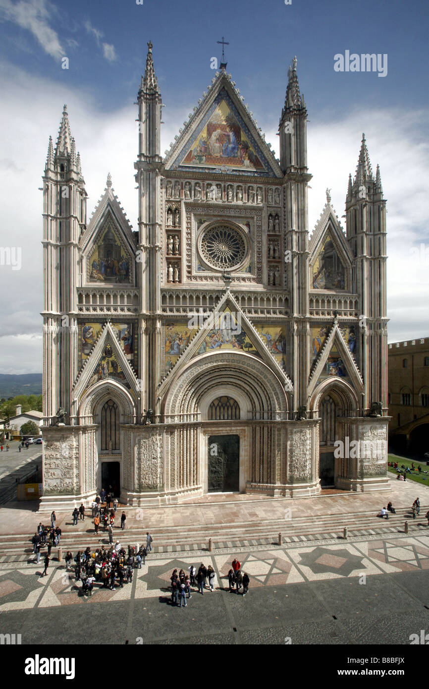 Duomo di Orvieto, Orvieto, Umbría. Foto de stock