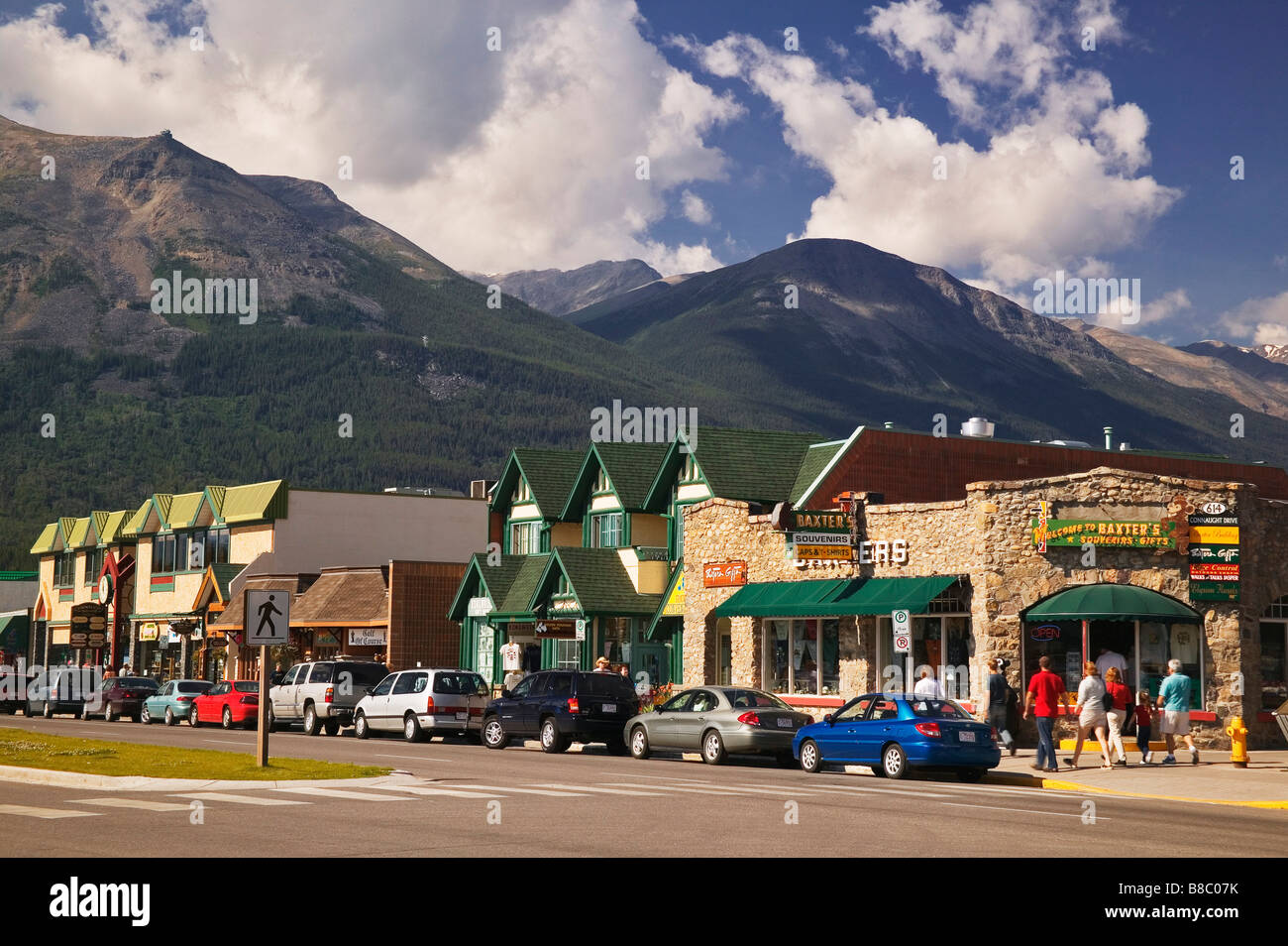 Connaught drive fotografías e imágenes de alta resolución Alamy