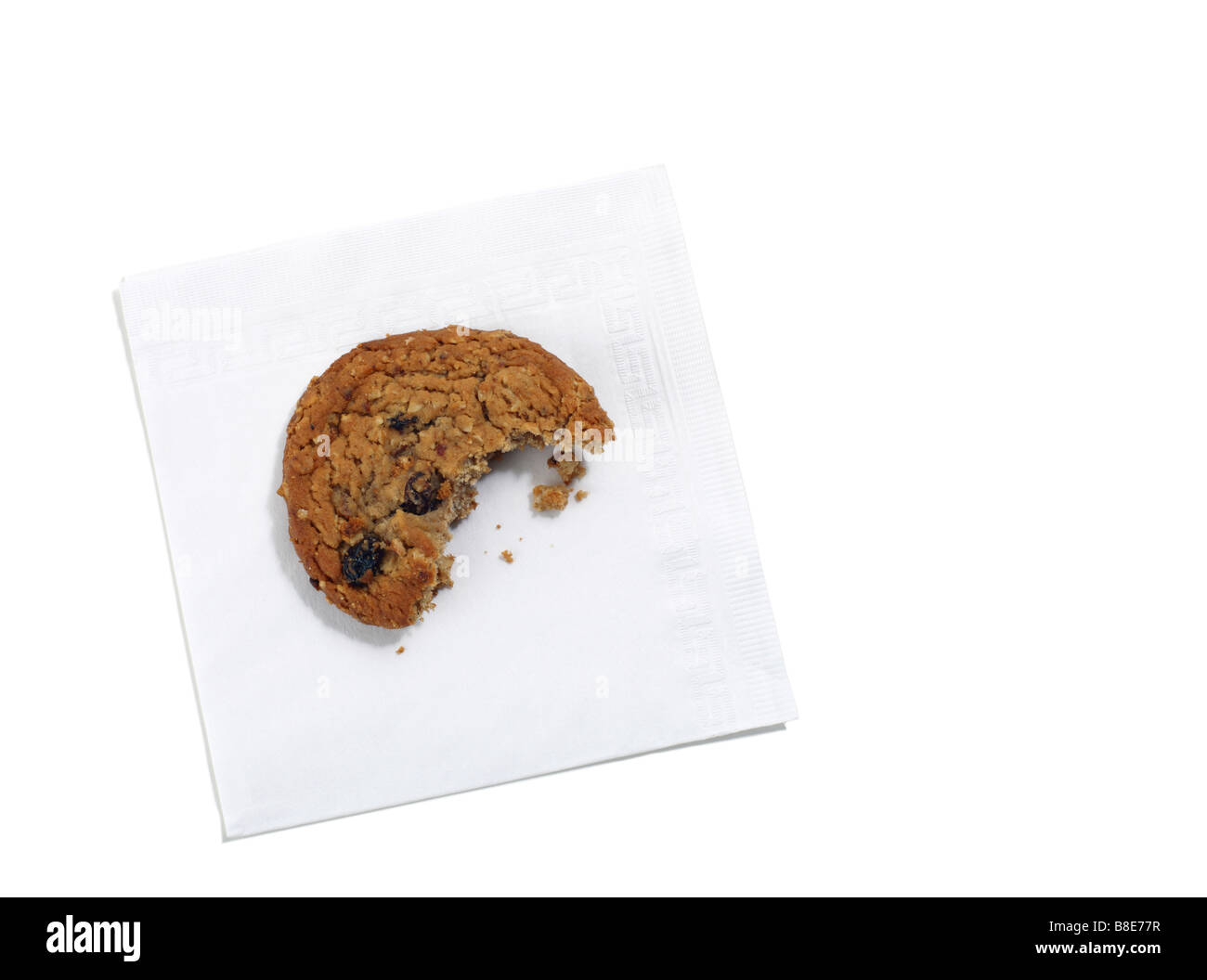 Raisin Cookie de avena con mordida sacado Foto de stock