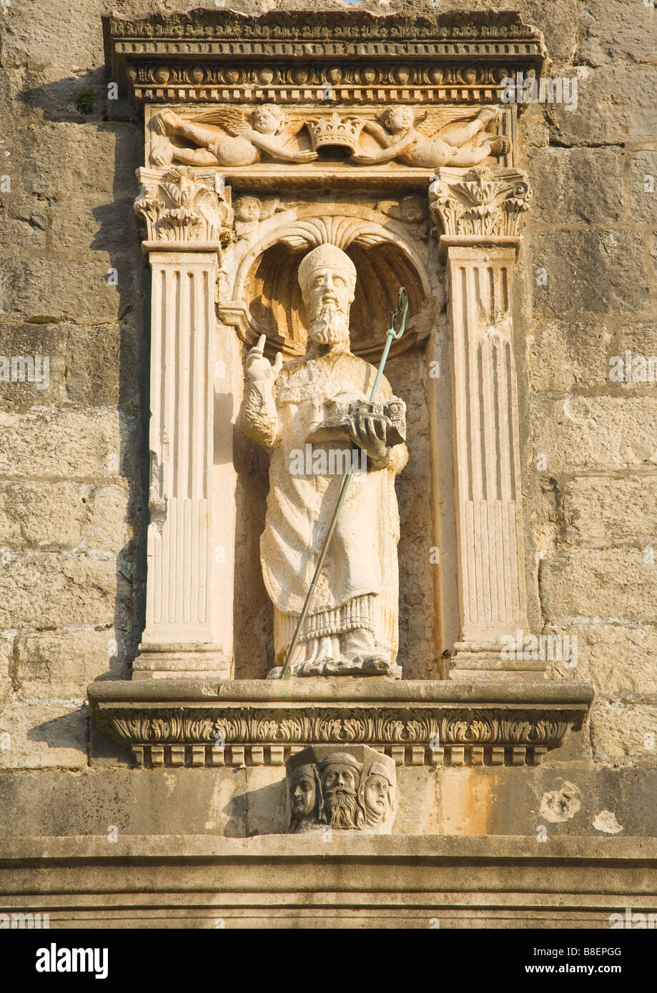 La estatua de San Blas en la Puerta Pile Dubrovnik Sitio de Patrimonio Mundial de la Unesco de Dalmacia Croacia Europa Foto de stock