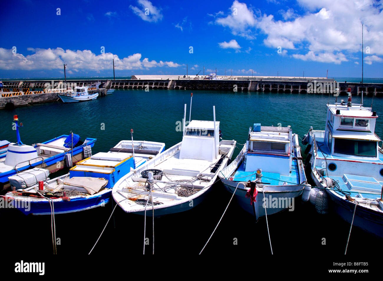 Buque náuticas en el puerto en Taiwán, Penghu Foto de stock