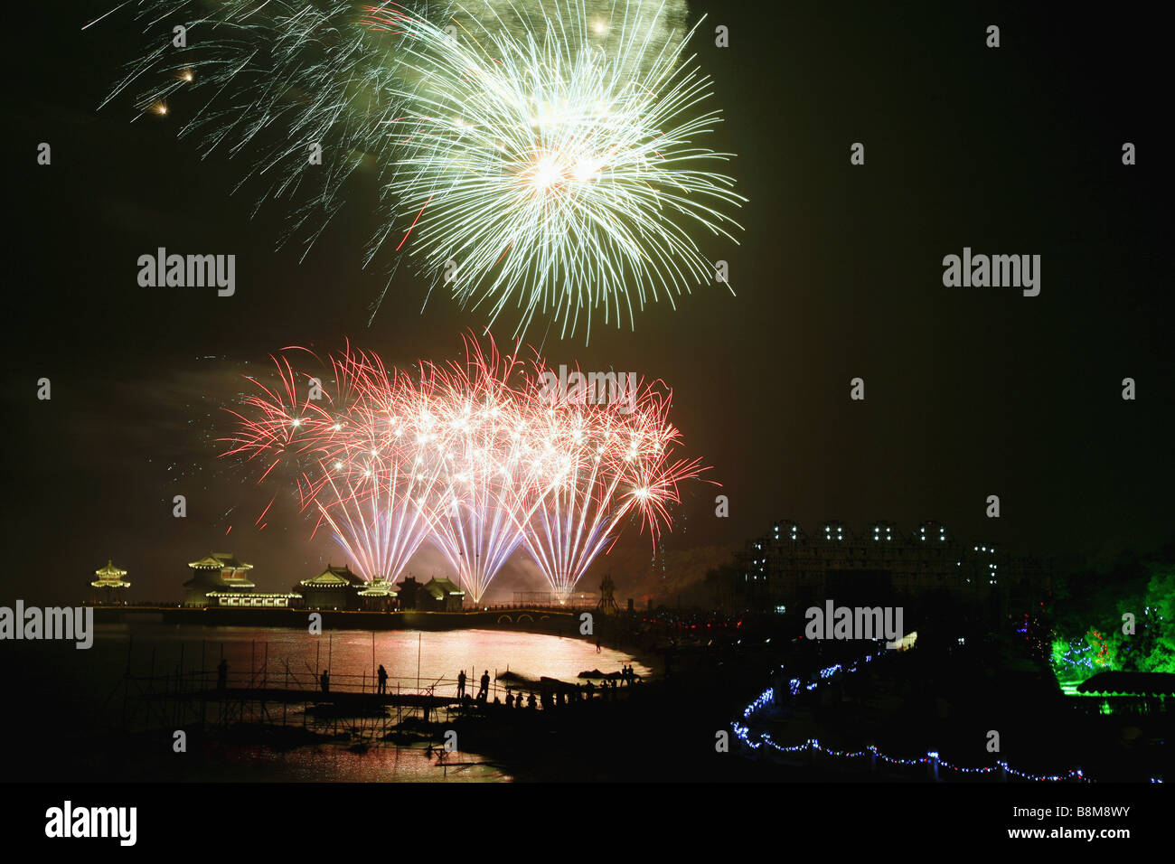 Festival de fuegos artificiales de la noche,China Foto de stock