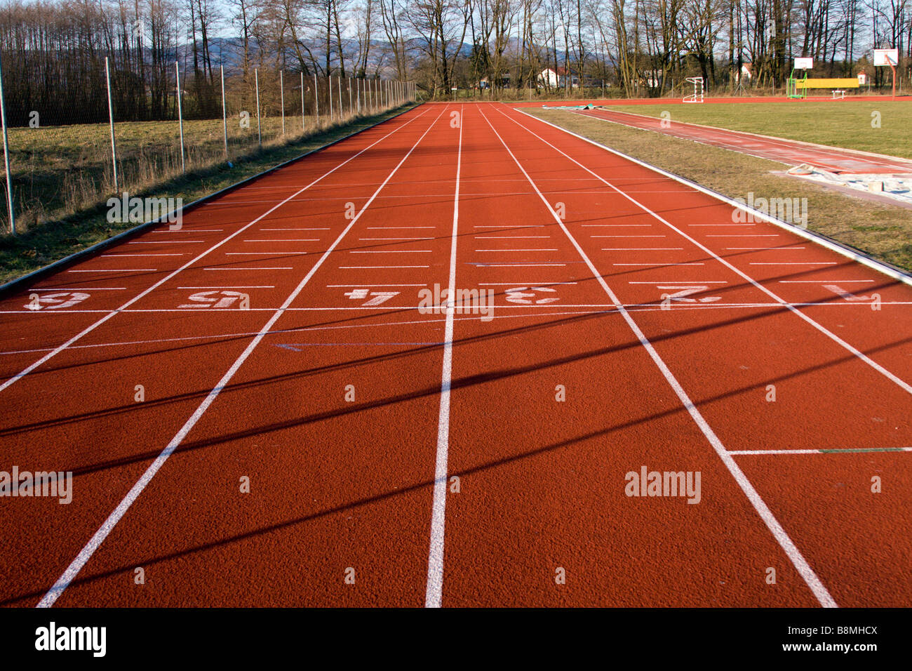 Lane números de pista de atletismo Fotografía de stock Alamy