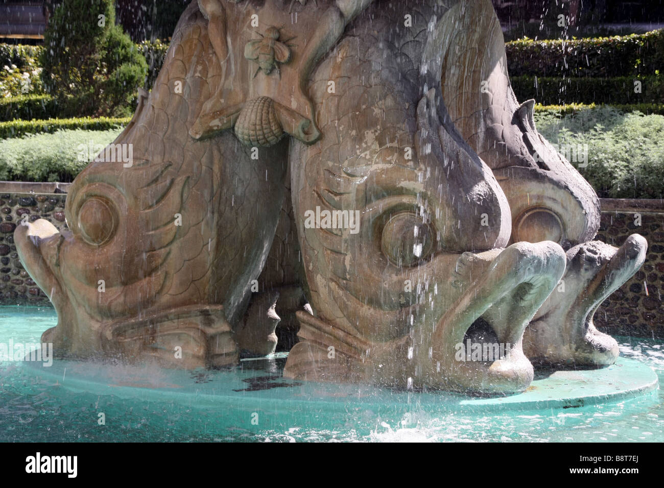 Fuente con peces tallados gigantes cerca el Caesar's Palace en Las Vegas Foto de stock
