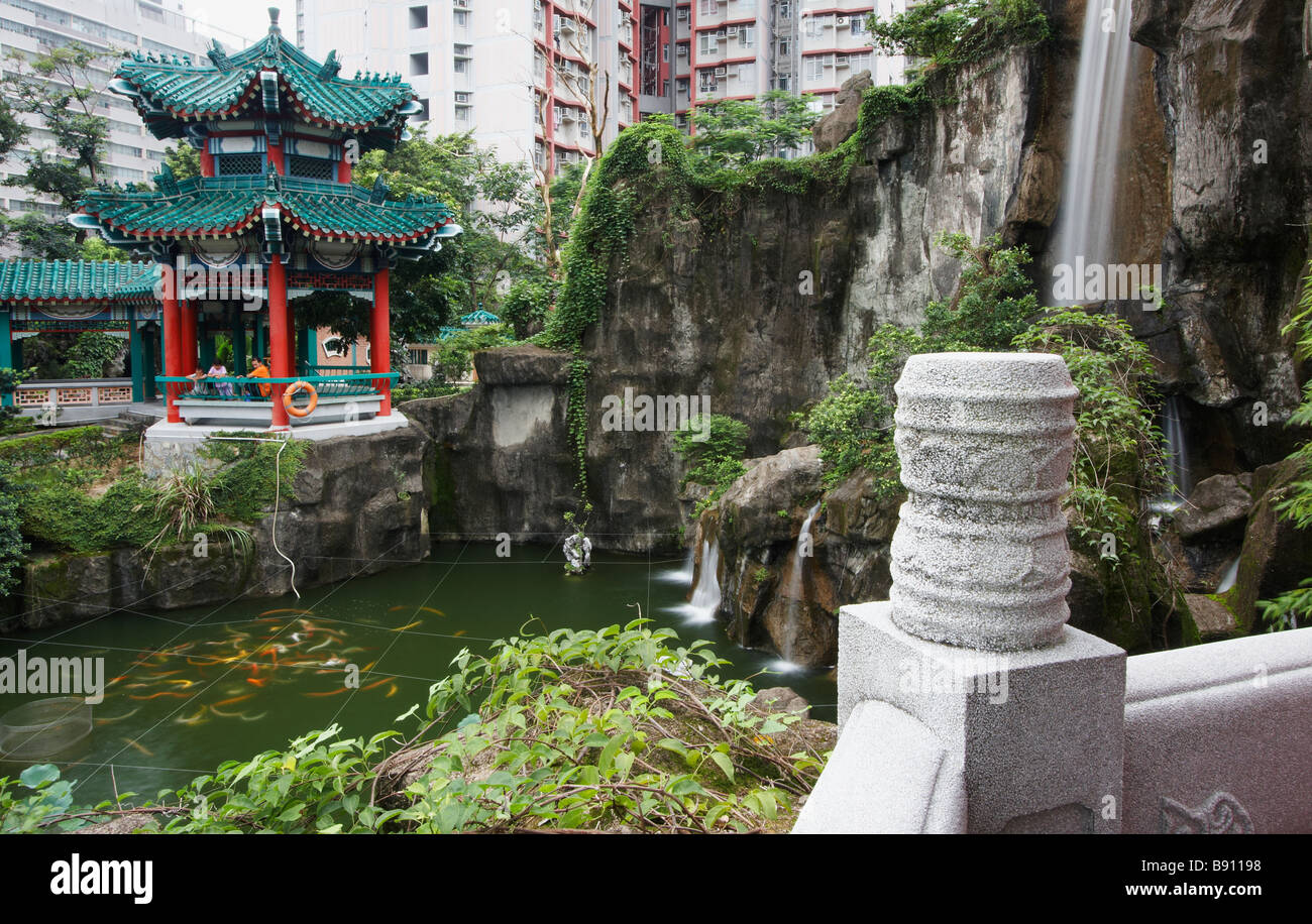 Buen deseo Jardines, Sik Sik Yuen Wong Tai Sin Temple, Kowloon, Hong Kong Foto de stock