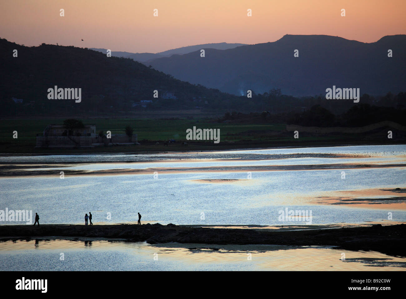 La India Rajasthan Lago Pichola Udaipur sunset Foto de stock