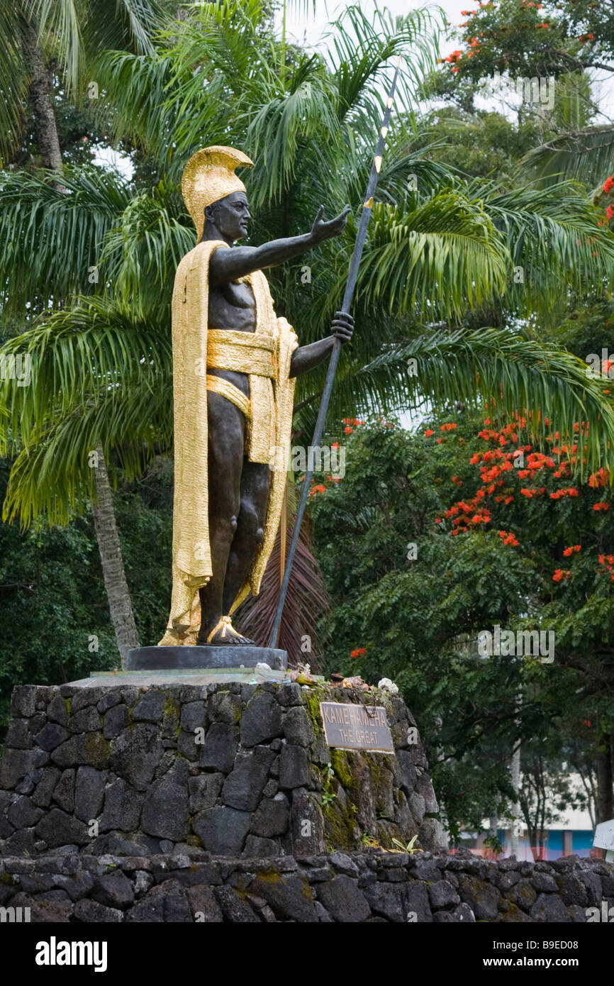 La estatua del rey Kamehameha, Hilo, Big Island, Hawaii, EE.UU. Foto de stock