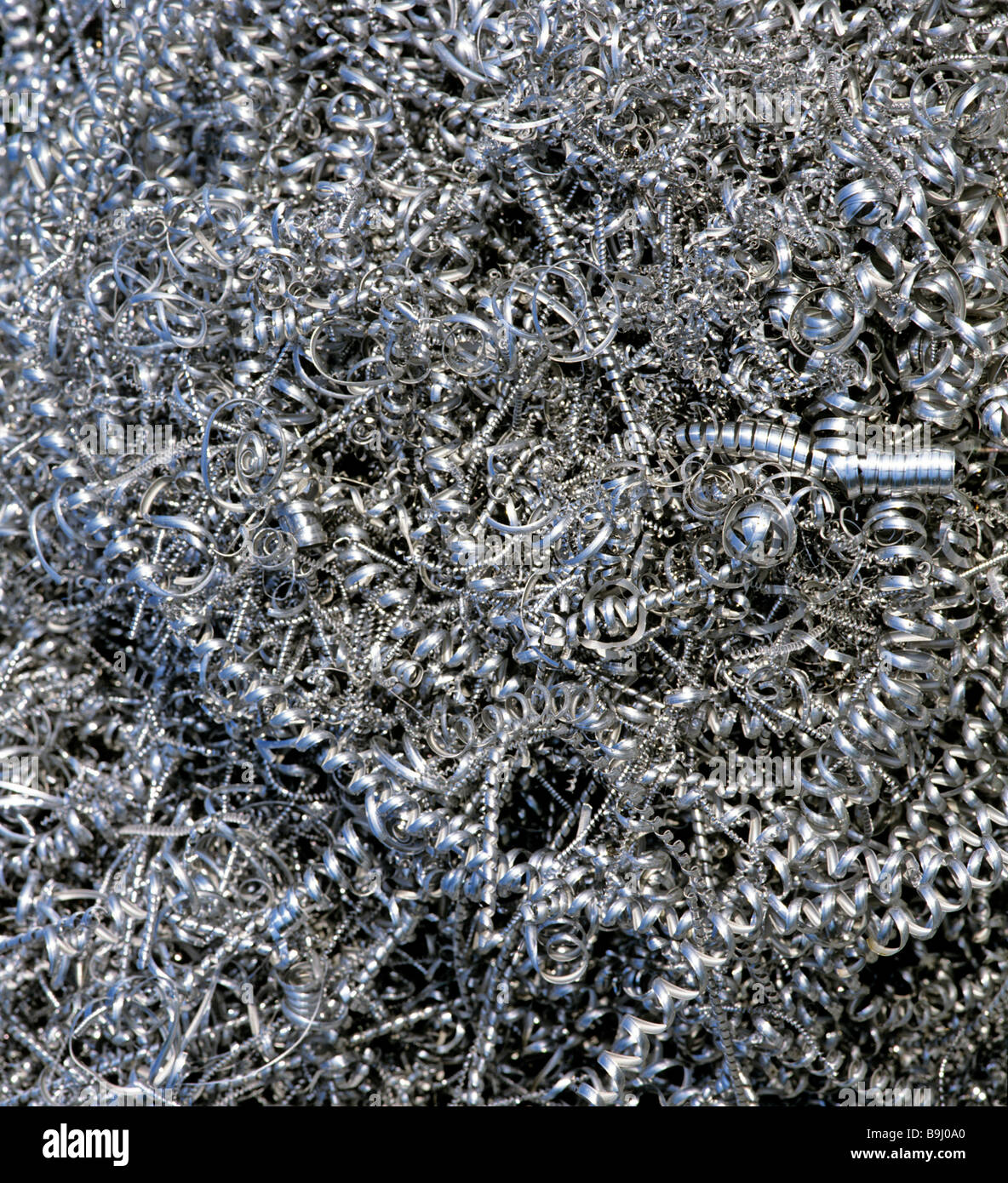 Las virutas de metal, virutas de hierro, reciclaje de residuos  industriales, metal, materias primas Fotografía de stock - Alamy