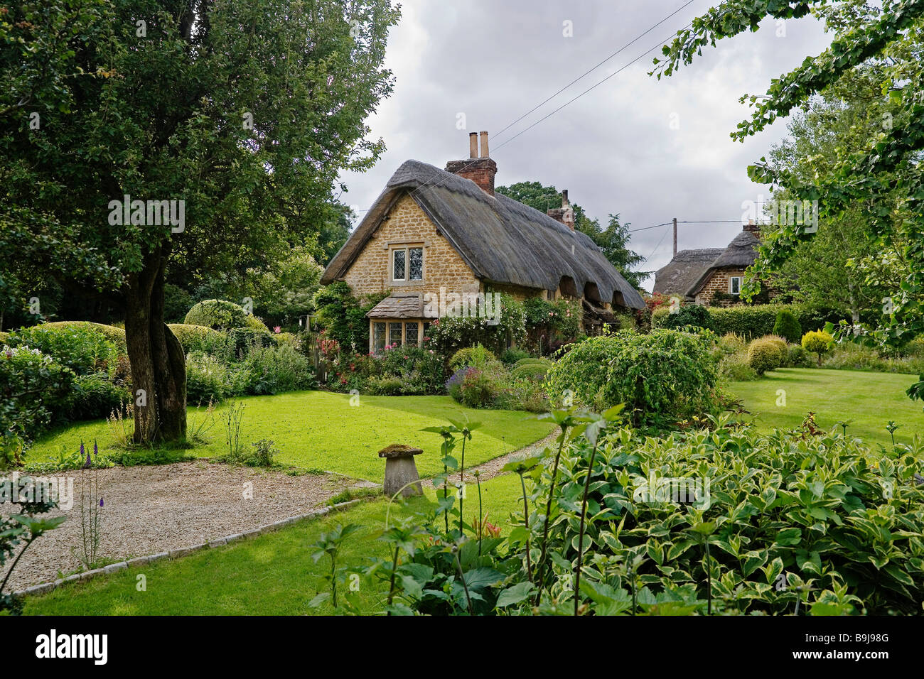Típicas casas de campo inglés antiguo, Inglaterra, Reino Unido, Europa Foto de stock