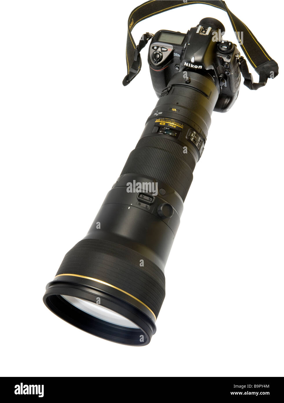 Teleobjetivo telelense lente teleobjetivo de 600 mm AF-S VR II de Nikon  professionell profesional capacitado profesionalmente Reflex cámara en  blanco Fotografía de stock - Alamy