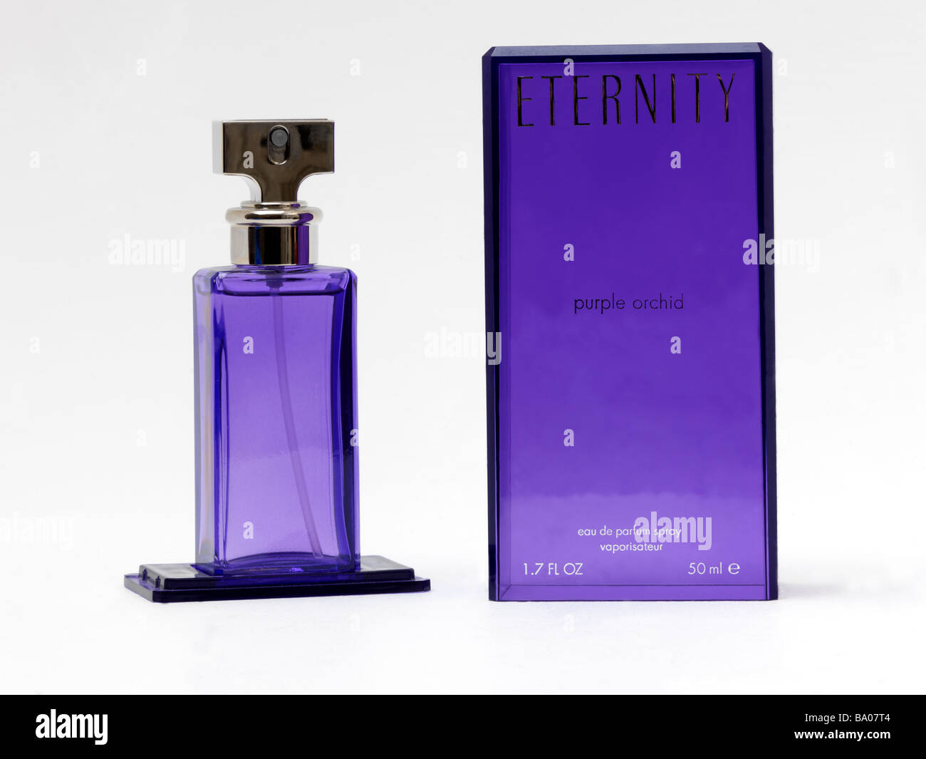 Perfume y packaging fotografías e imágenes de alta resolución Alamy