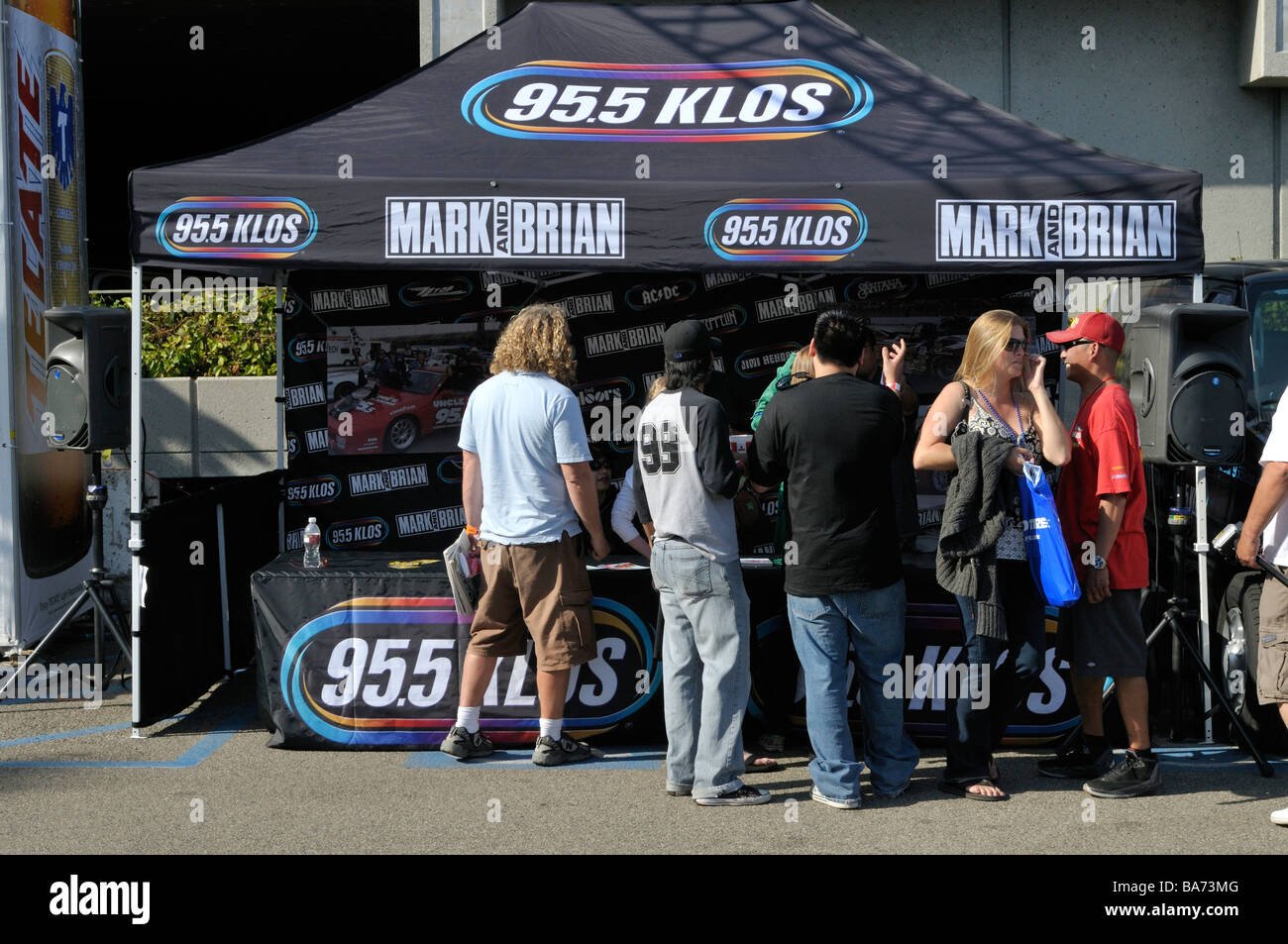 Los Angeles base popular estación de radio de rock clásico KLOS 95.5 FM Foto de stock