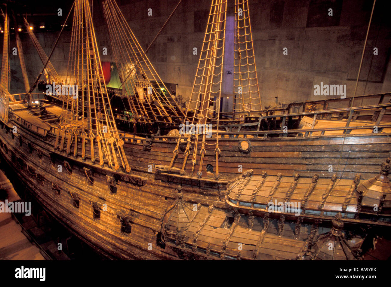 El sueco famoso galeón Vasa, primer zarpe en 1628. En su viaje inaugural se  hundió debido a su altura y falta de lastre Fotografía de stock - Alamy