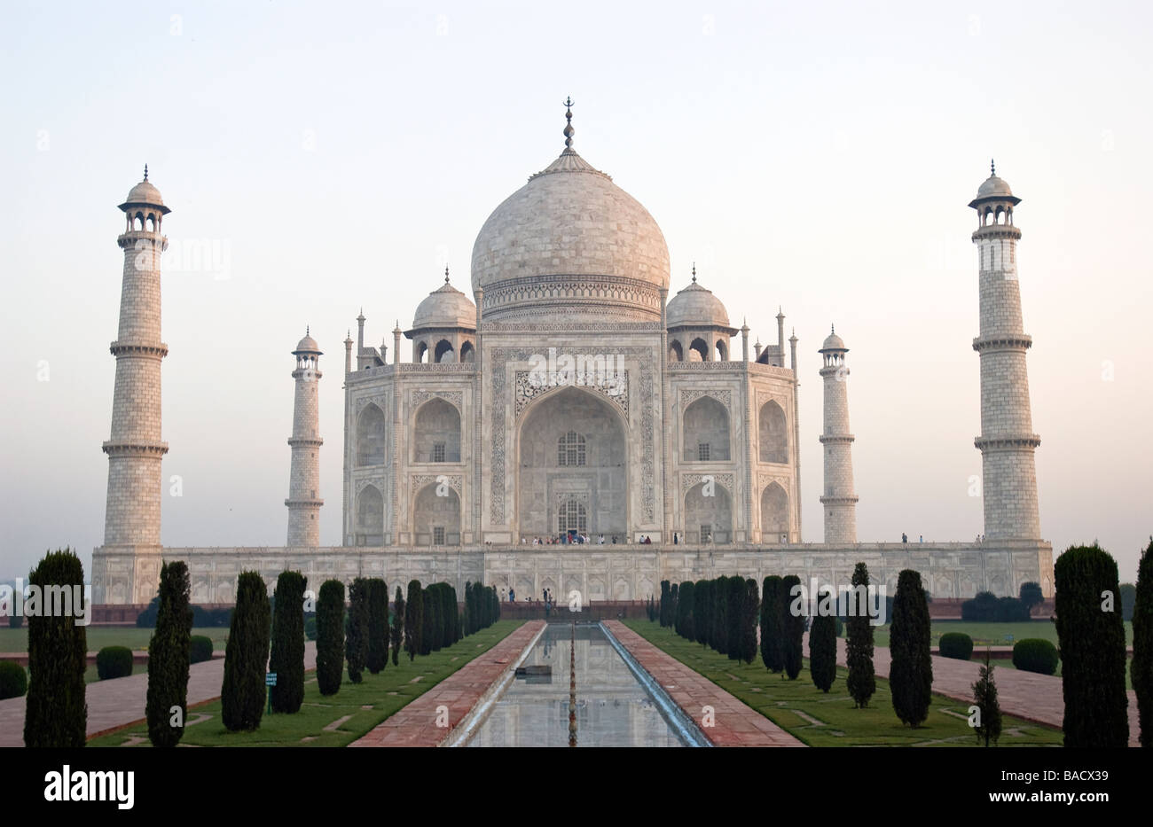 El Taj Mahal. Agra, India. Foto de stock